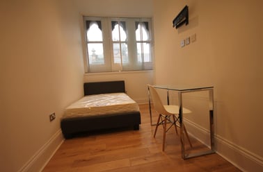 Chaucer Building, City Centre, Newcastle - Image 3